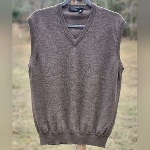 Barneys New York V-Neck Merino Wool Vest L